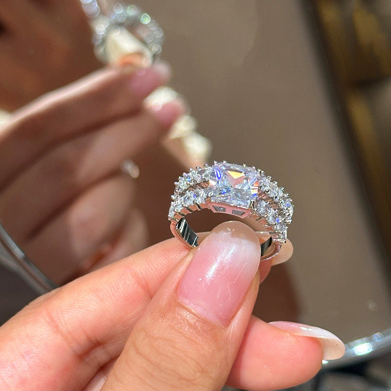 Real Gold Electroplated Diamond Flower Pattern Retro Temperament Index Finger Ring